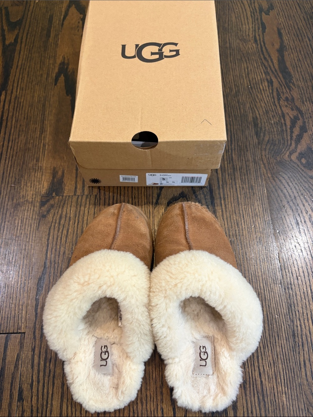 UGG Scuffette II Size 5